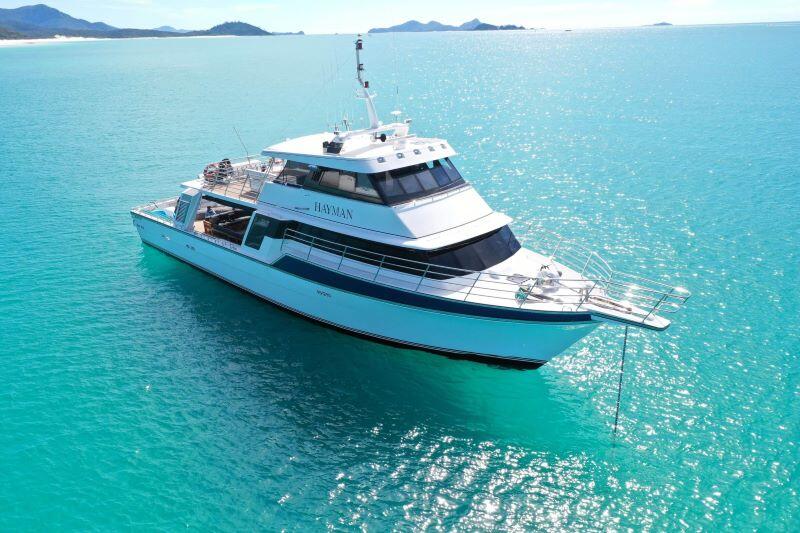 charter boat charter vessel motor yacht group charter family reunion holiday